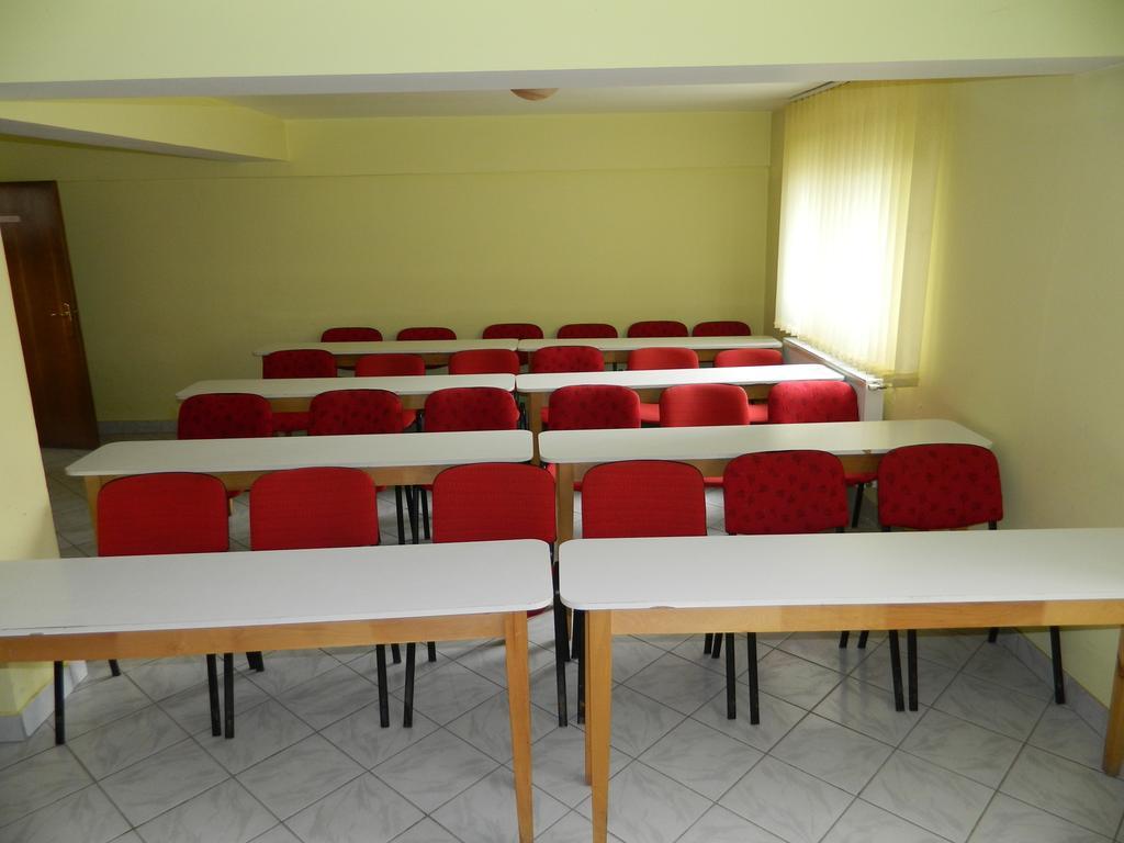 Hotel Mures Topliţa المظهر الخارجي الصورة