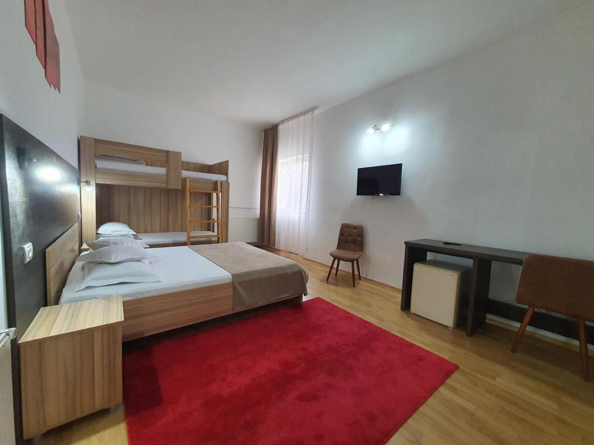 Hotel Mures Topliţa المظهر الخارجي الصورة