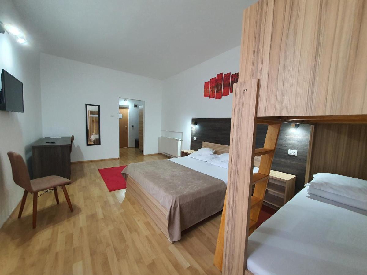 Hotel Mures Topliţa المظهر الخارجي الصورة