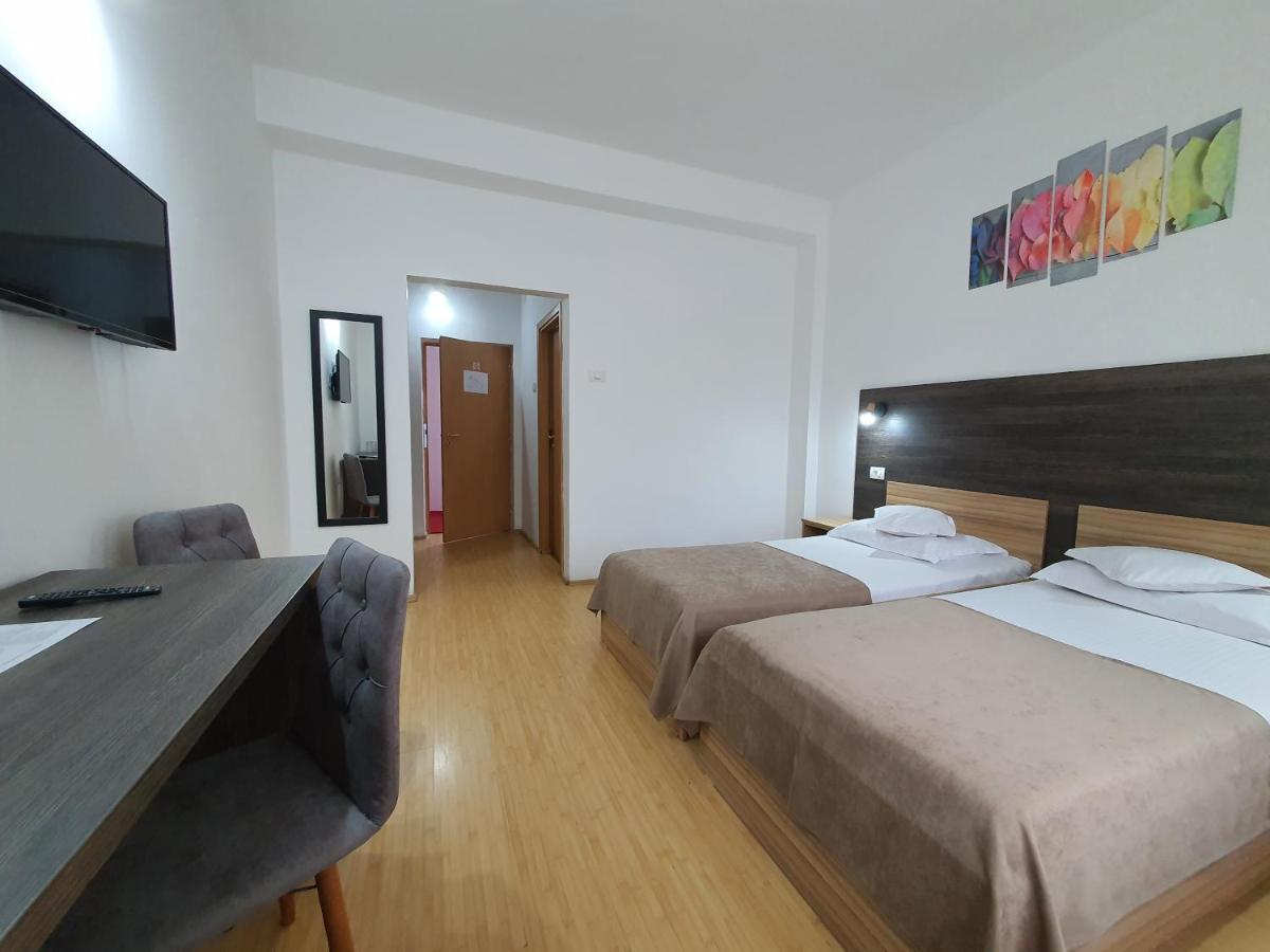 Hotel Mures Topliţa المظهر الخارجي الصورة